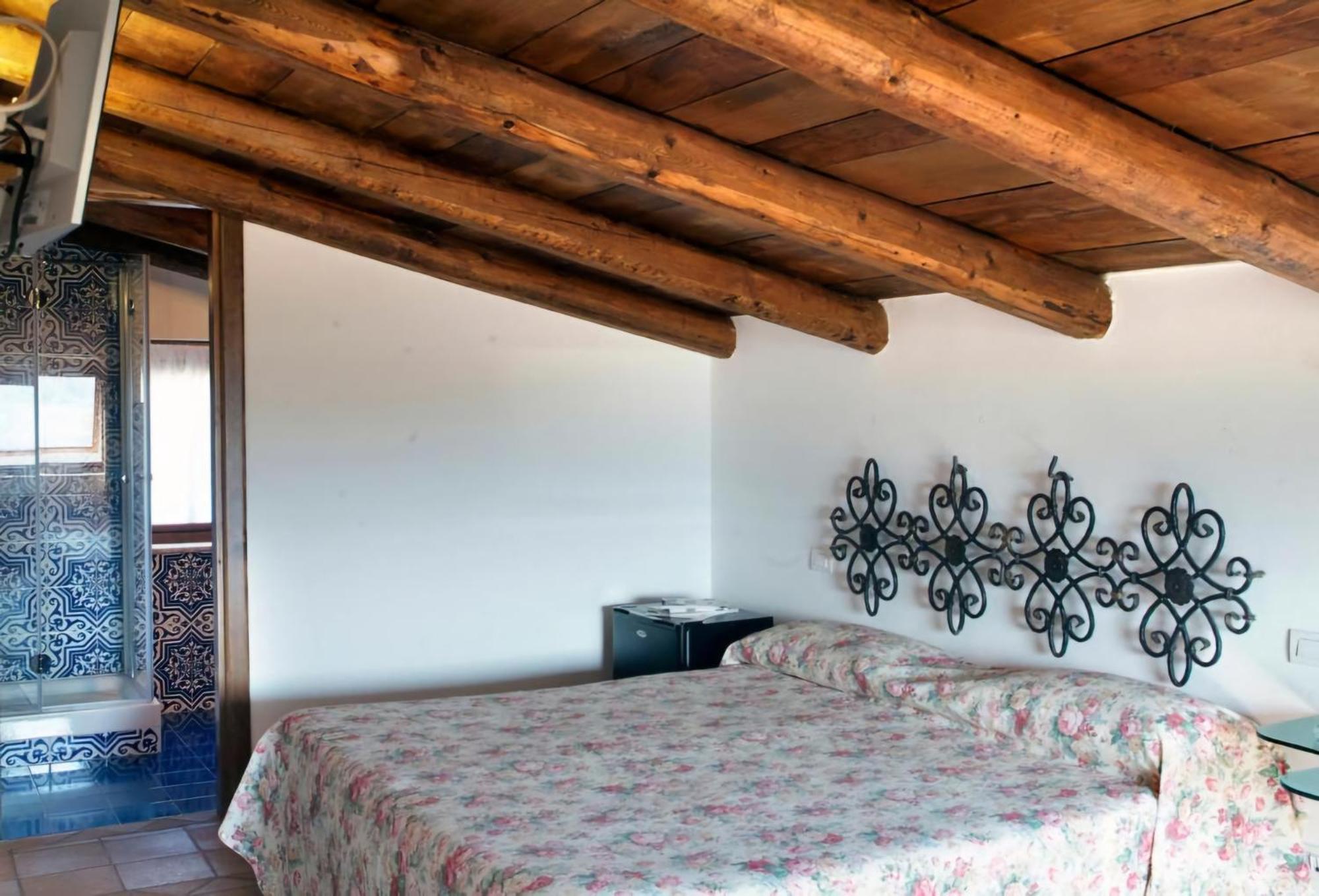 Hotel Villa Rizzo Resort And Spa San Cipriano Picentino Exterior foto